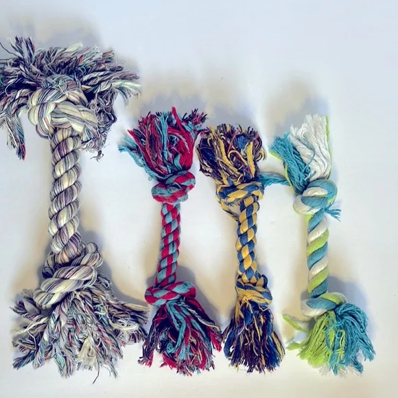 Dog Rope Bone 2 Knots Chew Toys Bundle of 4 Rope Bones - Picture 1 of 8